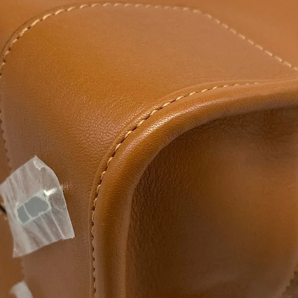 Loewe amazona 28